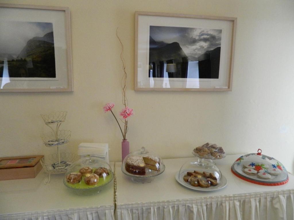 The Bridge Of Lochay Hotel Killin Bagian luar foto
